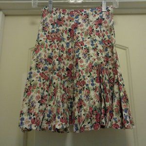 VINTAGE TEEN FLOUNCE FLORAL SKIRT W PEARLY BUTTONS  3